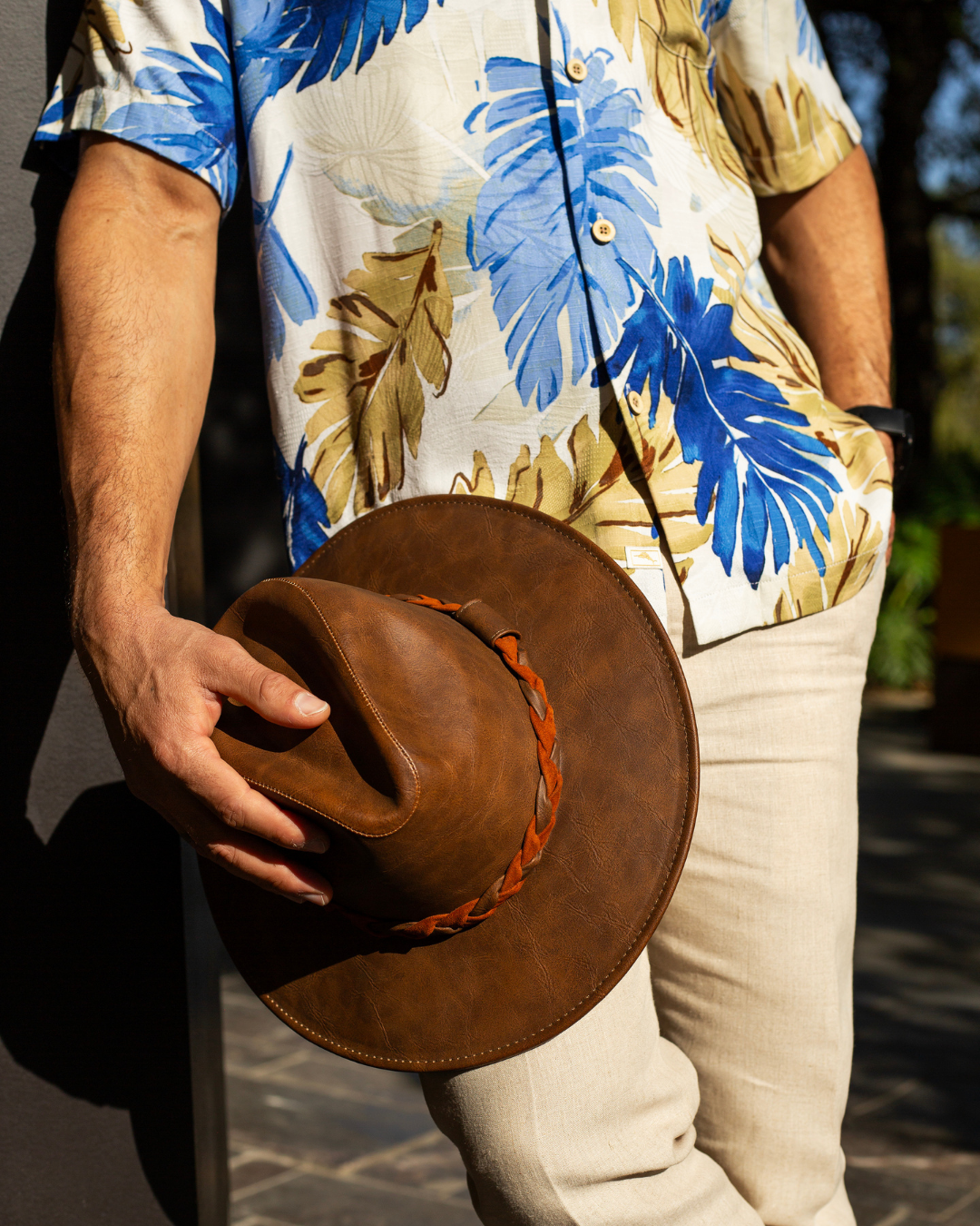 CAMISOLA TOMMY BAHAMA BEIGE FERONA
