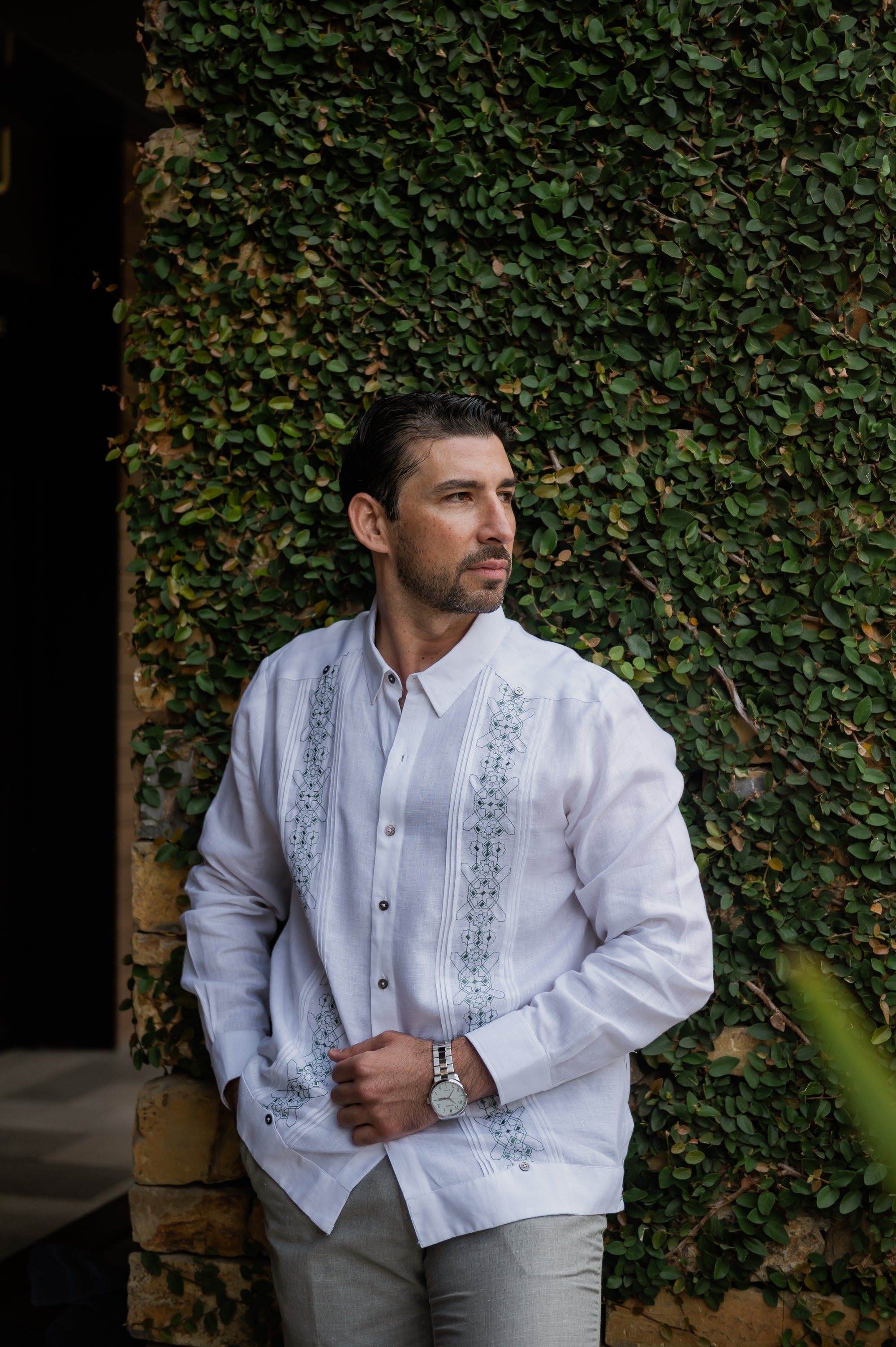 GUAYABERA ABITO BLANCO CHAR